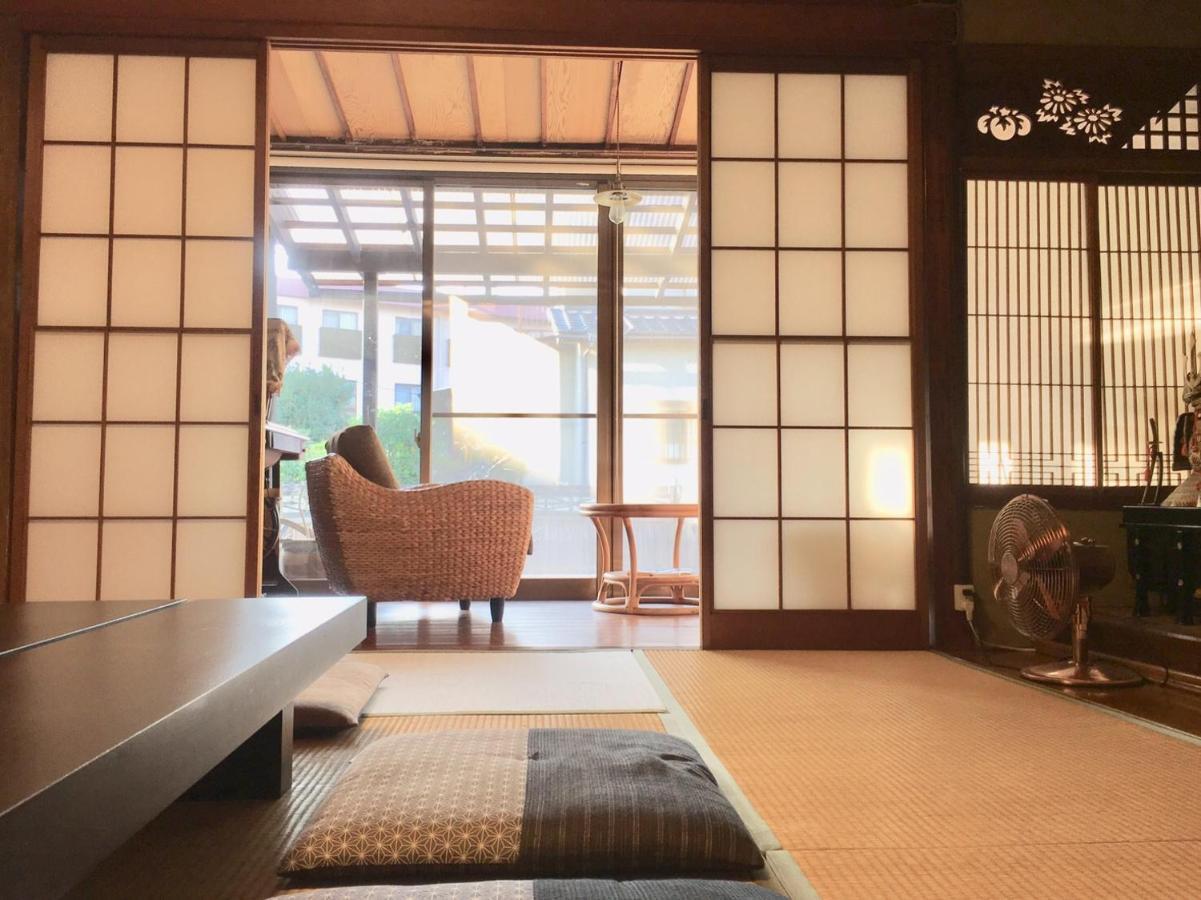 Guest House Enishi Toyama Station Exterior foto